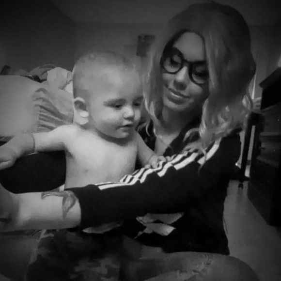 Ladymama’s going live🖤 Gang Gang🫶🏻 - Picture 9 of 14